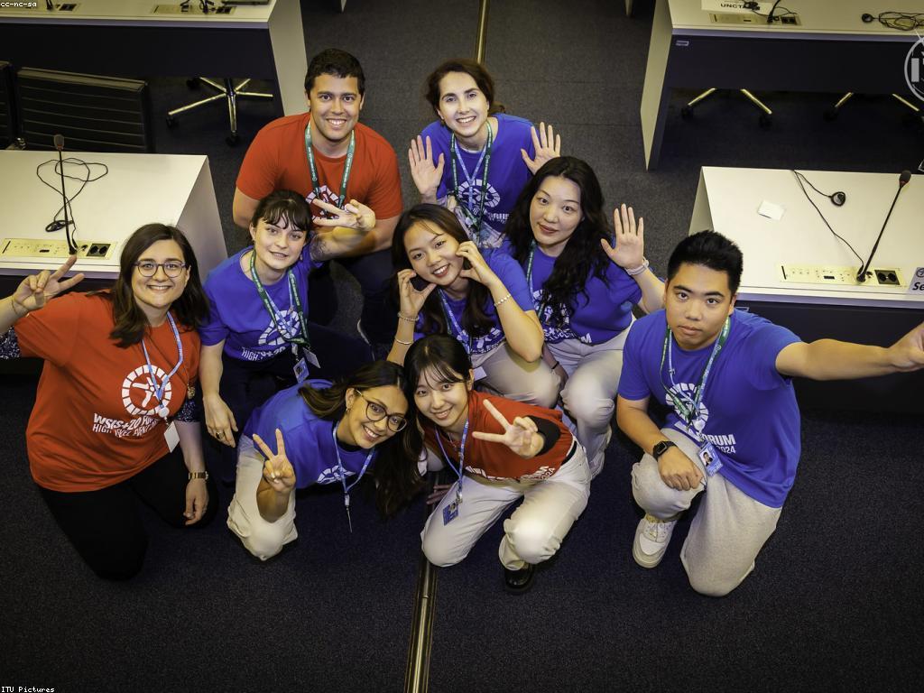 ព័ត៌មានកាន់តែច្បាស់: ការយល់ដឹងពីផលប៉ះពាល់នៃព័ត៌មានក្នុងសង្គម